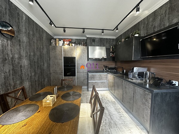 2-к квартира, 70 кв.м.