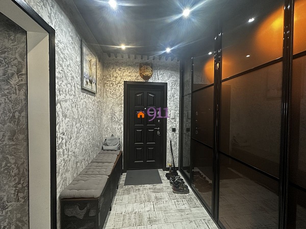 2-к квартира, 70 кв.м.